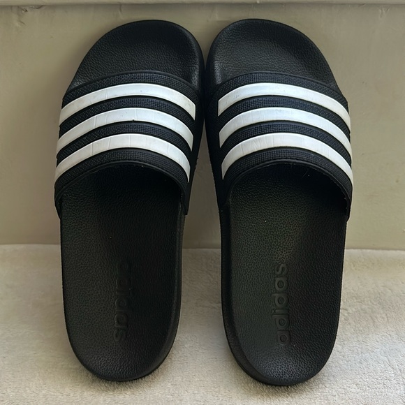 adidas Other - Like New Adidas Comfort‎ Boys Black Slides Sandals Size 3 Youth